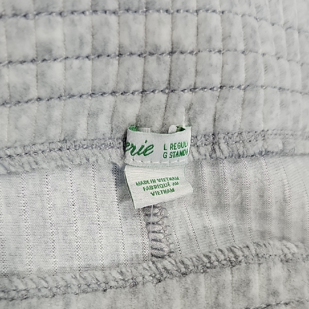 Aerie Quilted Gray Fabric - Picture 4 of 6